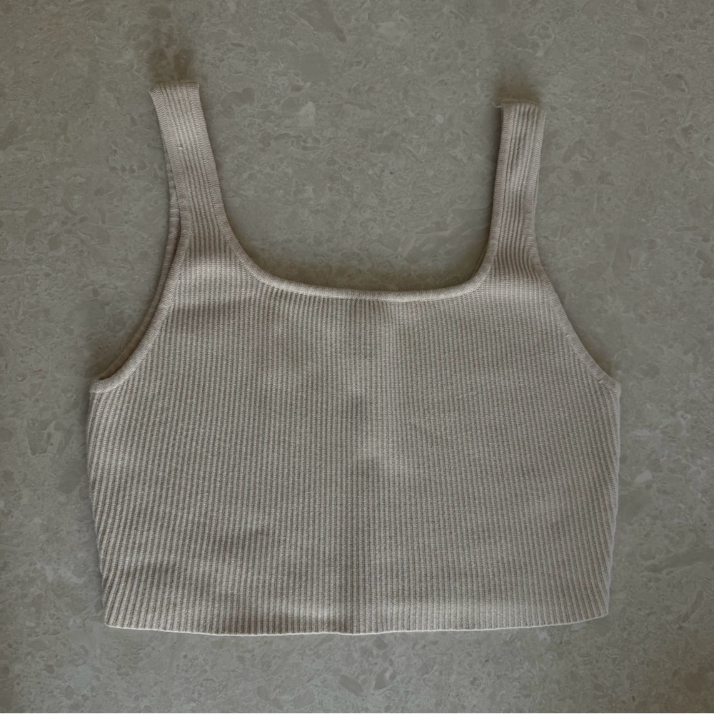 House of Harlow 1960 Ribbed Beige Crop Top